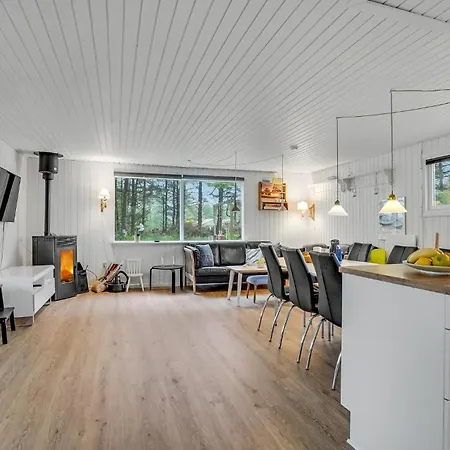 Lovely In With Kitchen Holiday home Hjorring